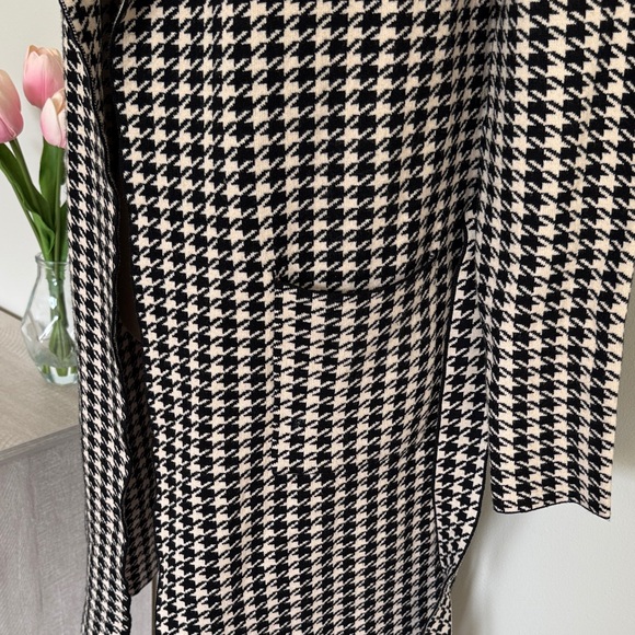 *NWT* Houndstooth Belted Coat - Picture 5 of 9